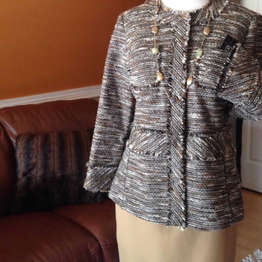 Lafayette 148 professional lightweight blazer